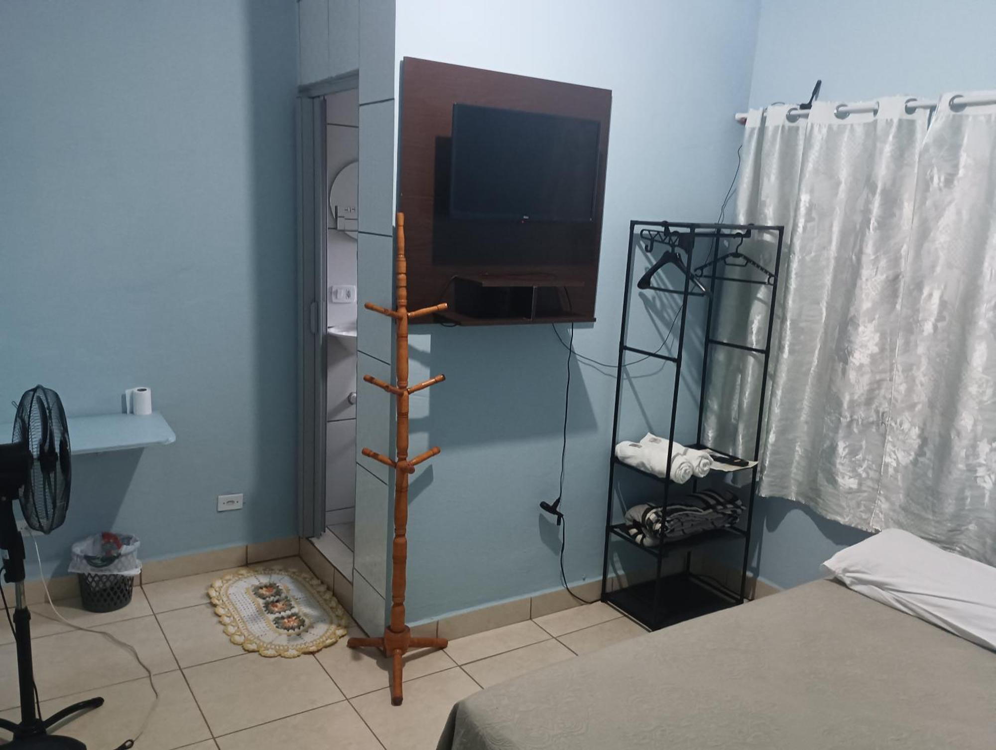 Hostel Familia Quartos Privado Proximo Aeroporto Int Guarulhos Sp Taxi 24 Hrs ภายนอก รูปภาพ